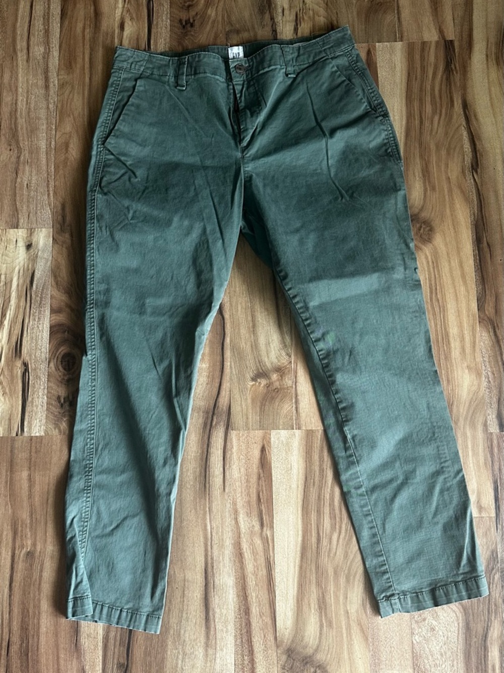 GAP Olive Green Capris
